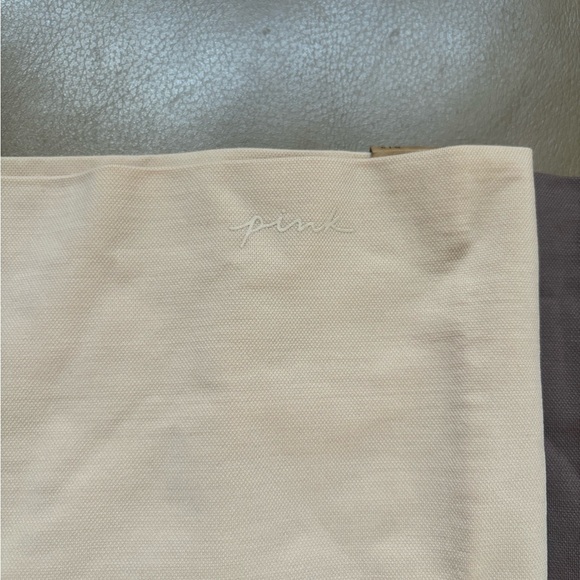 Victoria secret pink spandex - Picture 3 of 5